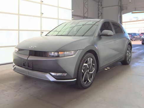 Used 2024 Hyundai Ioniq 5 SEL image 1