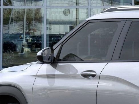 New 2026 Chevrolet TrailBlazer LT image 15