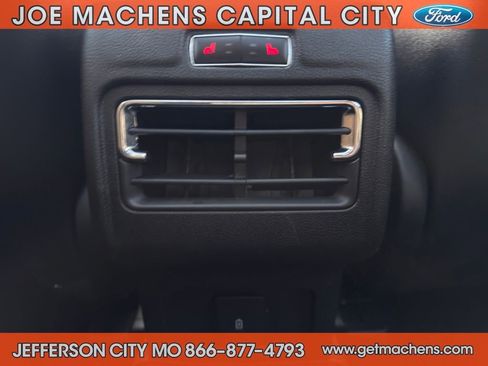 Used 2022 Lincoln Corsair AWD w/ Premium Package image 14