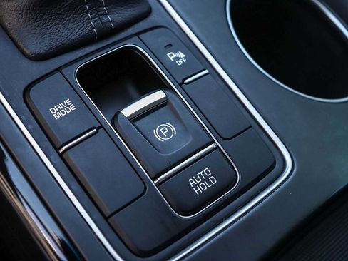 Used 2019 Kia Sorento EX image 28