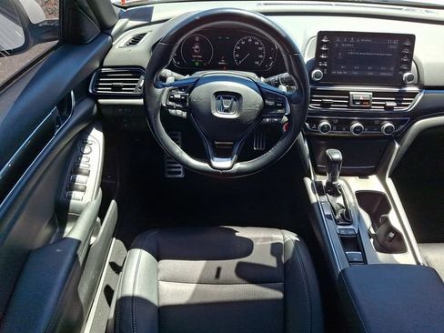 Used 2019 Honda Accord Sport image 11