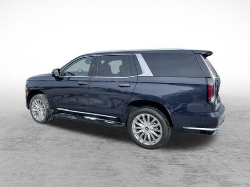 Used 2023 Cadillac Escalade Premium Luxury image 5