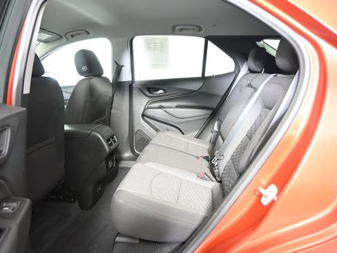 Used 2020 Chevrolet Equinox LT AWD/4WD image 17