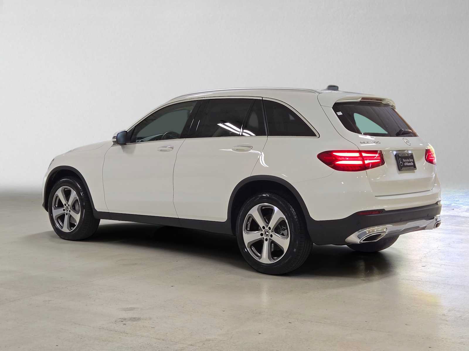 Used 2019 Mercedes-Benz GLC 300 4MATIC image 5