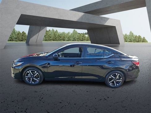Used 2024 Nissan Sentra SV image 7