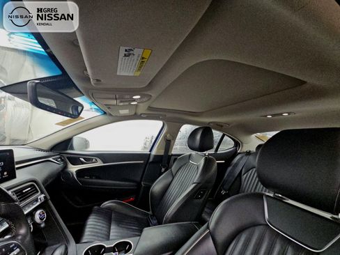 Used 2020 Genesis G70 3.3T image 16