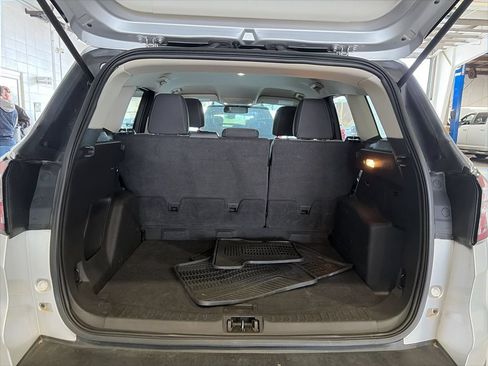 Used 2017 Ford Escape SE AWD/4WD image 11