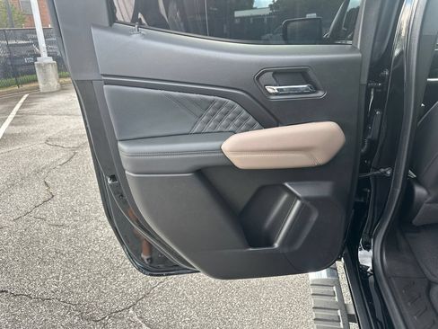 Used 2024 GMC Canyon Denali AWD/4WD image 21