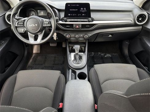 Used 2024 Kia Forte LXS image 18