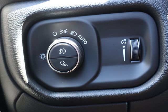 New 2026 RAM 1500 Express AWD/4WD image 20