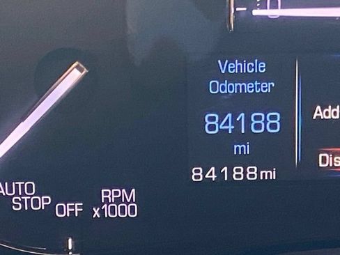 Used 2019 Cadillac XT5 FWD image 12