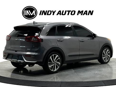 Used 2018 Kia Niro Touring FWD image 4