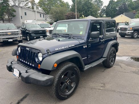 Used 2013 Jeep Wrangler Rubicon w/ Dual Top Group AWD/4WD image 3