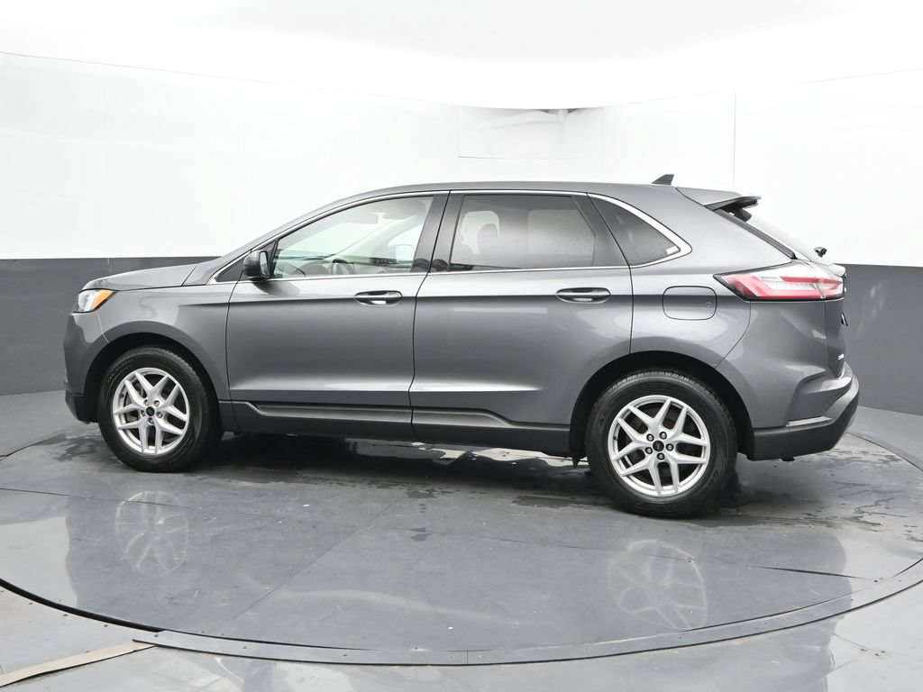 Used 2024 Ford Edge SEL AWD/4WD image 9