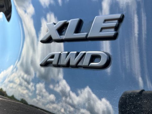 Used 2023 Toyota RAV4 XLE w/ XLE Grade Weather Package AWD/4WD image 16
