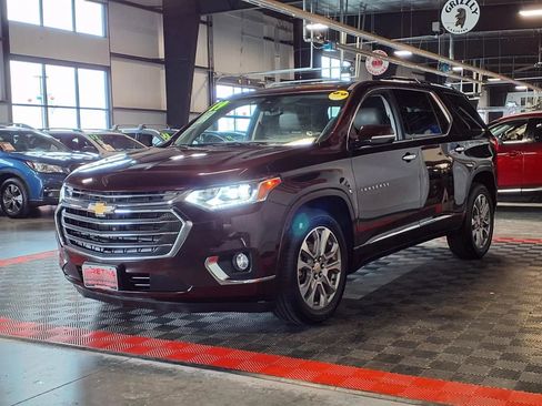 Used 2019 Chevrolet Traverse Premier w/ LPO, Floor Liner Package AWD/4WD image 3