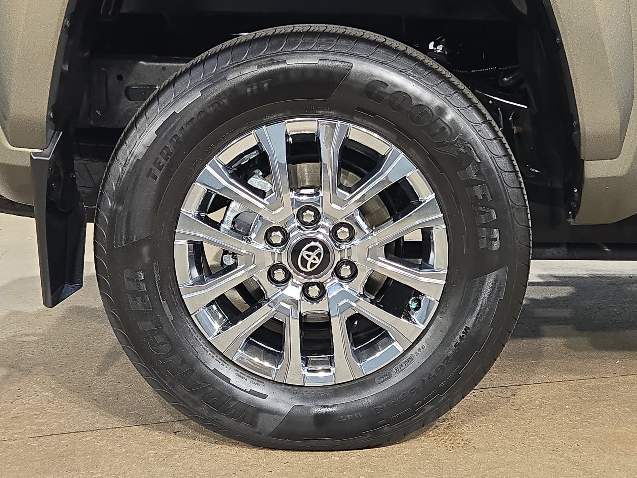 Certified 2026 Toyota Tacoma Limited AWD/4WD image 17