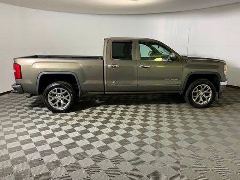 Used 2015 GMC Sierra 1500 SLT w/ SLT Preferred Package AWD/4WD image 5