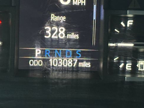 Used 2020 Toyota Tundra Limited image 25