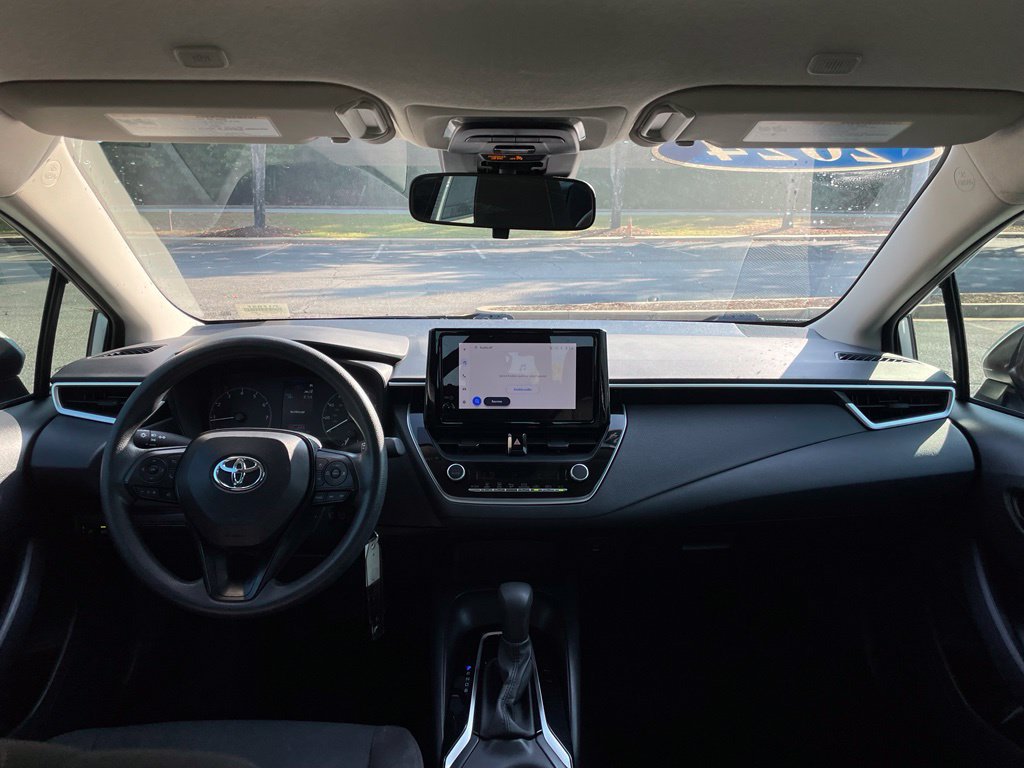 Used 2024 Toyota Corolla LE FWD image 10