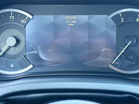 Used 2023 Jaguar E-PACE SE image 13