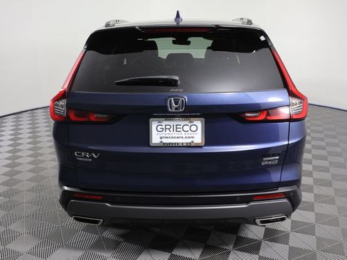 Used 2024 Honda CR-V Sport Touring image 7