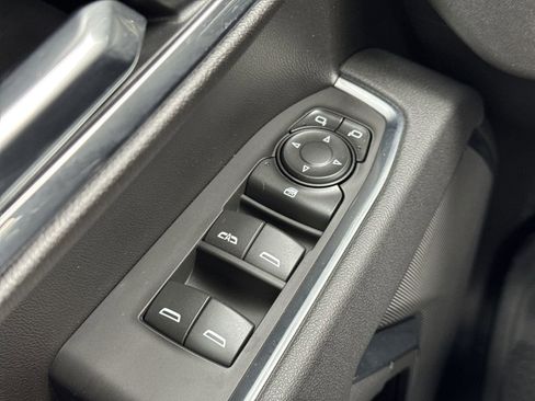 Used 2025 Chevrolet Silverado 1500 LT image 15