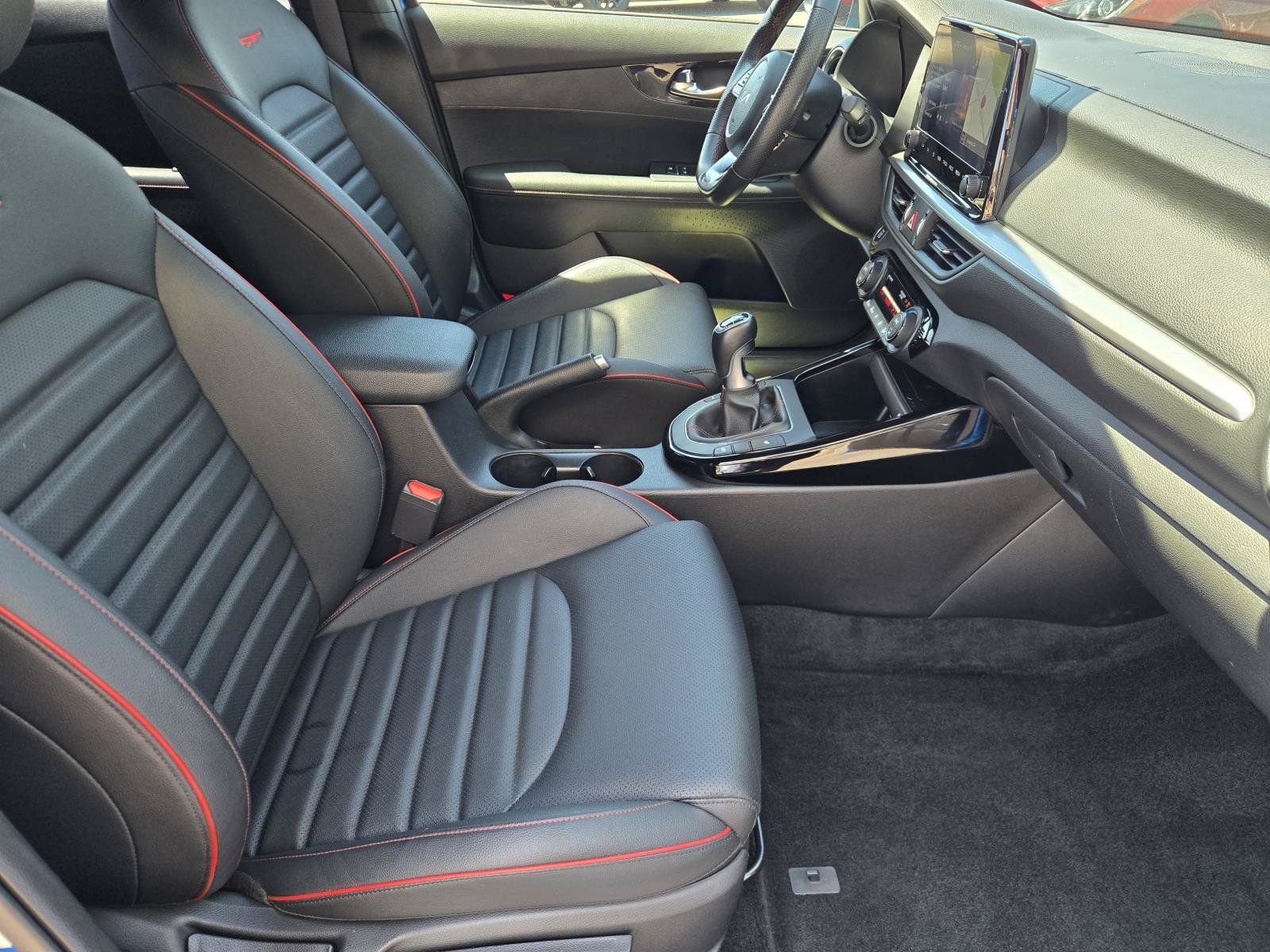 Used 2024 Kia Forte GT FWD image 29