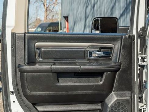 Used 2018 RAM 2500 Laramie w/ Sport Appearance Group image 34