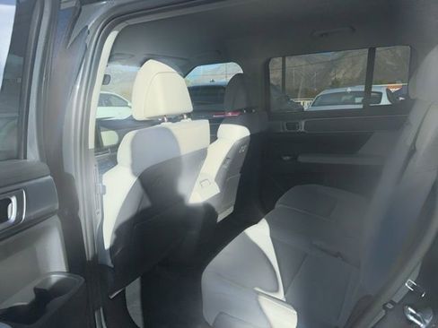 New 2026 Hyundai Santa Fe SE image 19