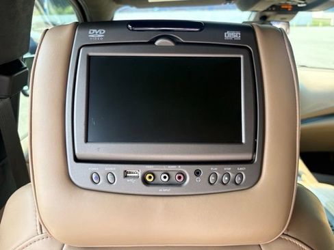 Used 2019 Cadillac Escalade Platinum AWD/4WD image 20
