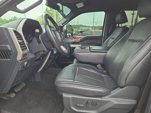 Certified 2022 Ford F350 Lariat w/ Lariat Value Package AWD/4WD image 23