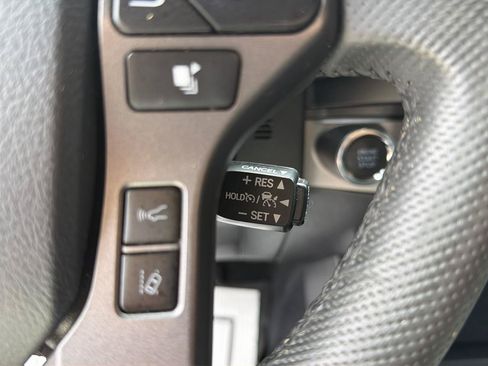 Used 2020 Toyota Tacoma TRD Sport AWD/4WD image 13