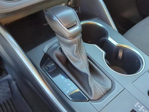 Certified 2023 Toyota Highlander LE image 20