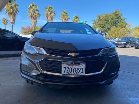 Used 2017 Chevrolet Cruze LT w/ Convenience Package image 23