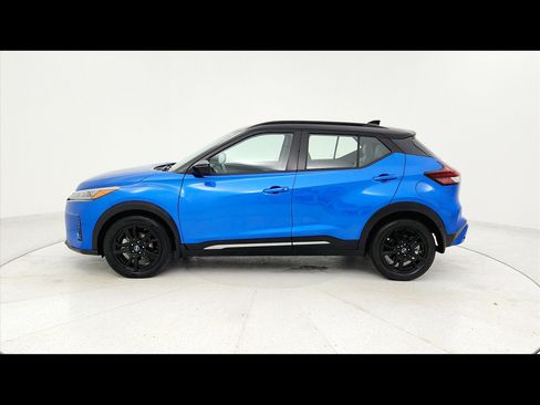 Used 2023 Nissan Kicks SR w/ SR Premium Package image 1