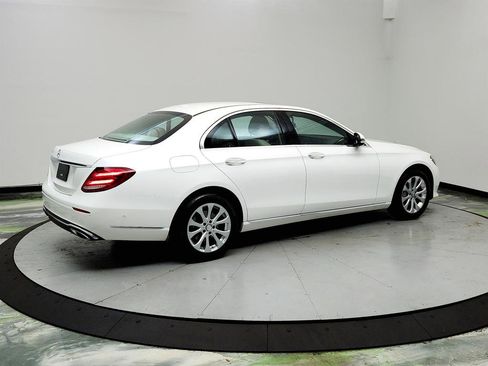 Used 2017 Mercedes-Benz E 300 image 5