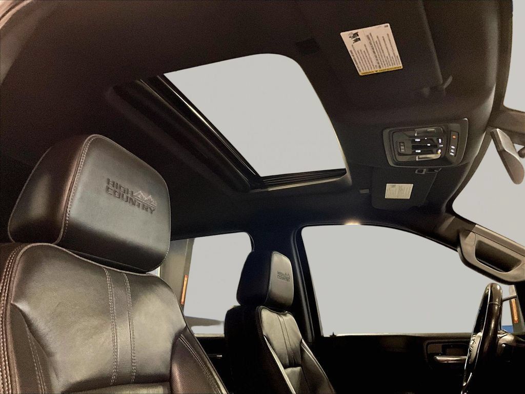 Used 2019 Chevrolet Silverado 1500 High Country AWD/4WD image 22