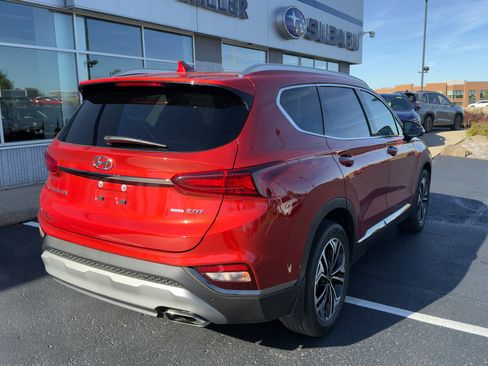 Used 2019 Hyundai Santa Fe Ultimate image 3