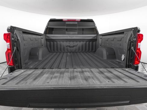 Used 2023 Chevrolet Silverado 1500 LT Trail Boss w/ LT Trail Boss Premium Package AWD/4WD image 6