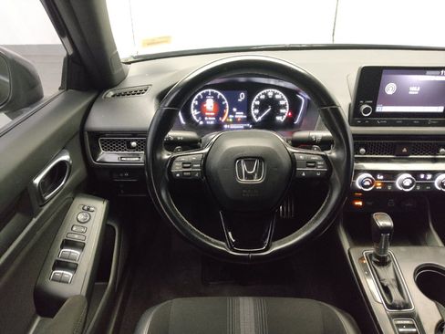 Used 2022 Honda Civic Sport image 22