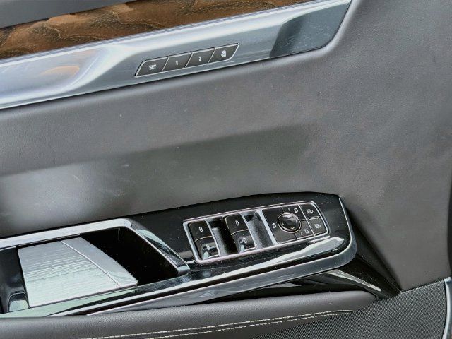 Used 2026 Cadillac Escalade Platinum Sport AWD/4WD image 19