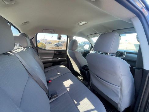 Used 2019 Toyota Tacoma SR5 AWD/4WD image 13