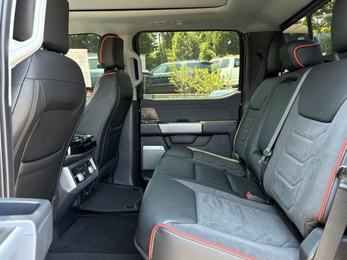 Used 2024 Ford F250 Lariat w/ Lariat Ultimate Package AWD/4WD image 23