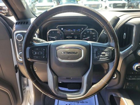 Used 2021 GMC Sierra 2500 Denali w/ Denali Ultimate Package AWD/4WD image 18