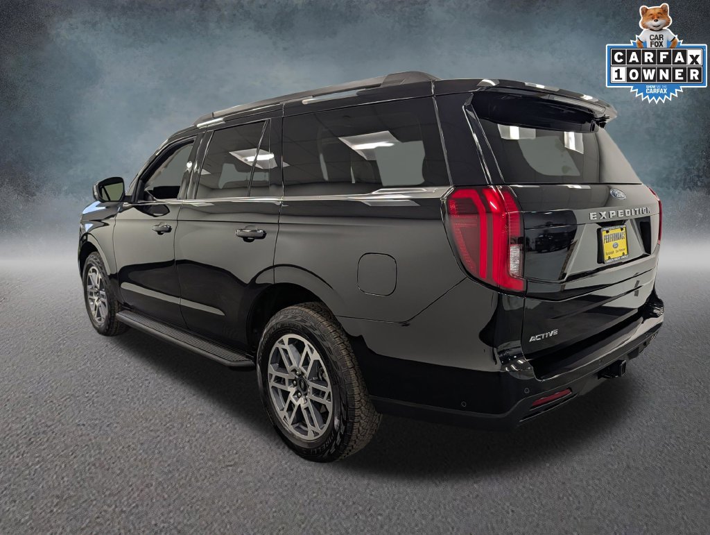 Used 2025 Ford Expedition Active AWD/4WD image 6
