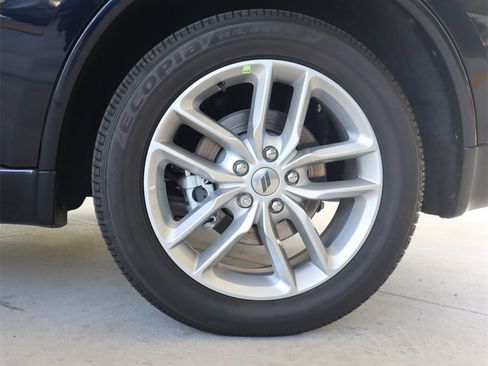 Used 2024 Dodge Durango GT image 29