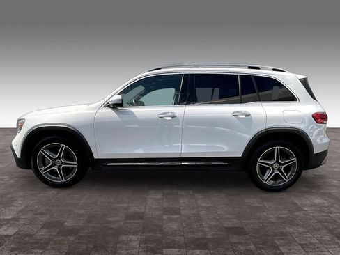Used 2022 Mercedes-Benz GLB 250 4MATIC image 7