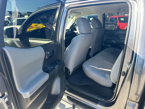 Used 2019 Toyota Tacoma SR w/ SR Convenience Package image 16