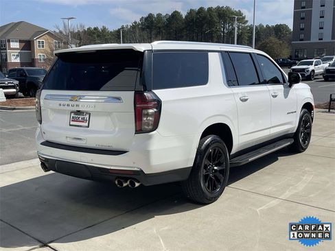 Used 2023 Chevrolet Suburban Premier image 6